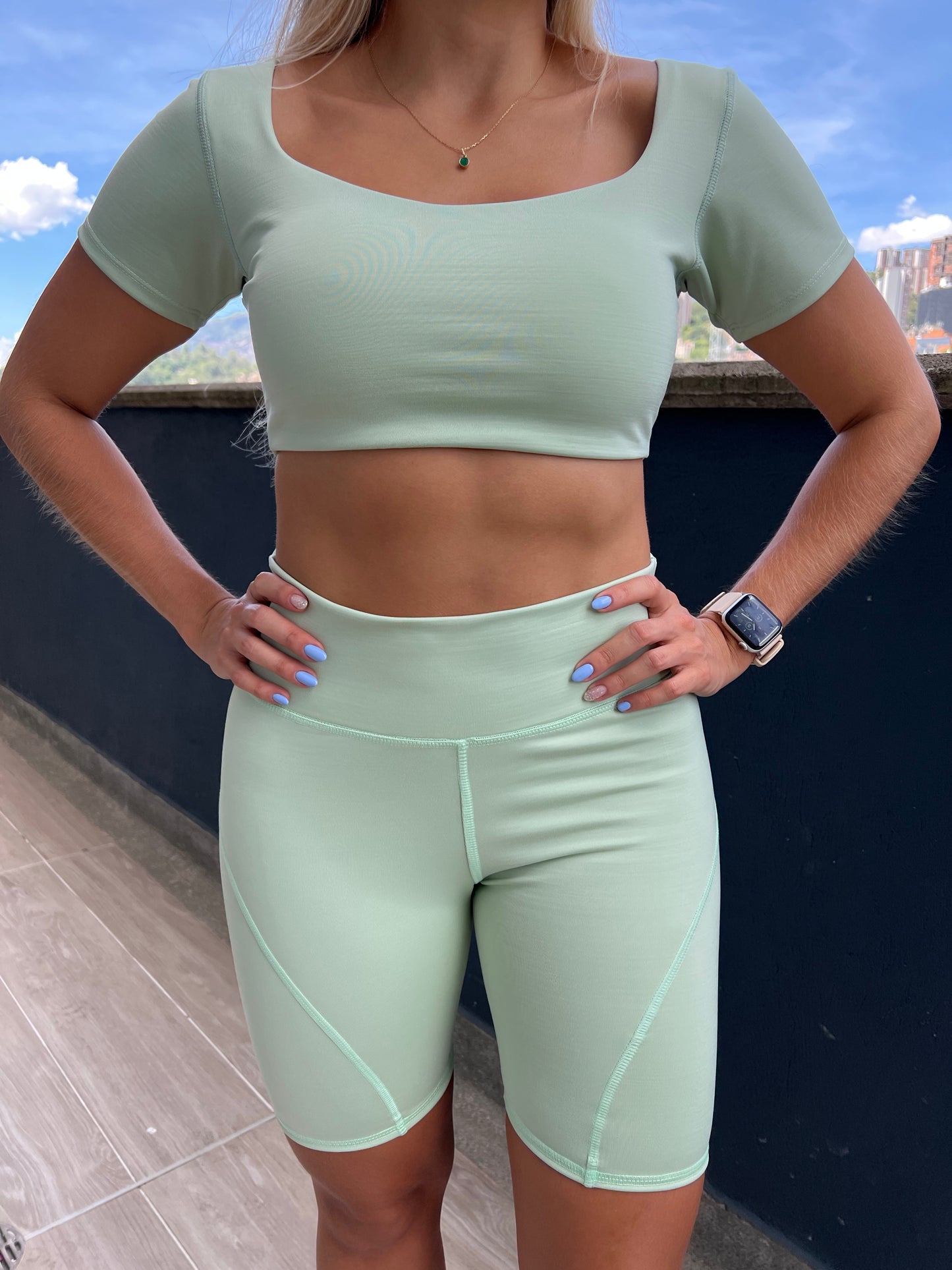 Set Biker