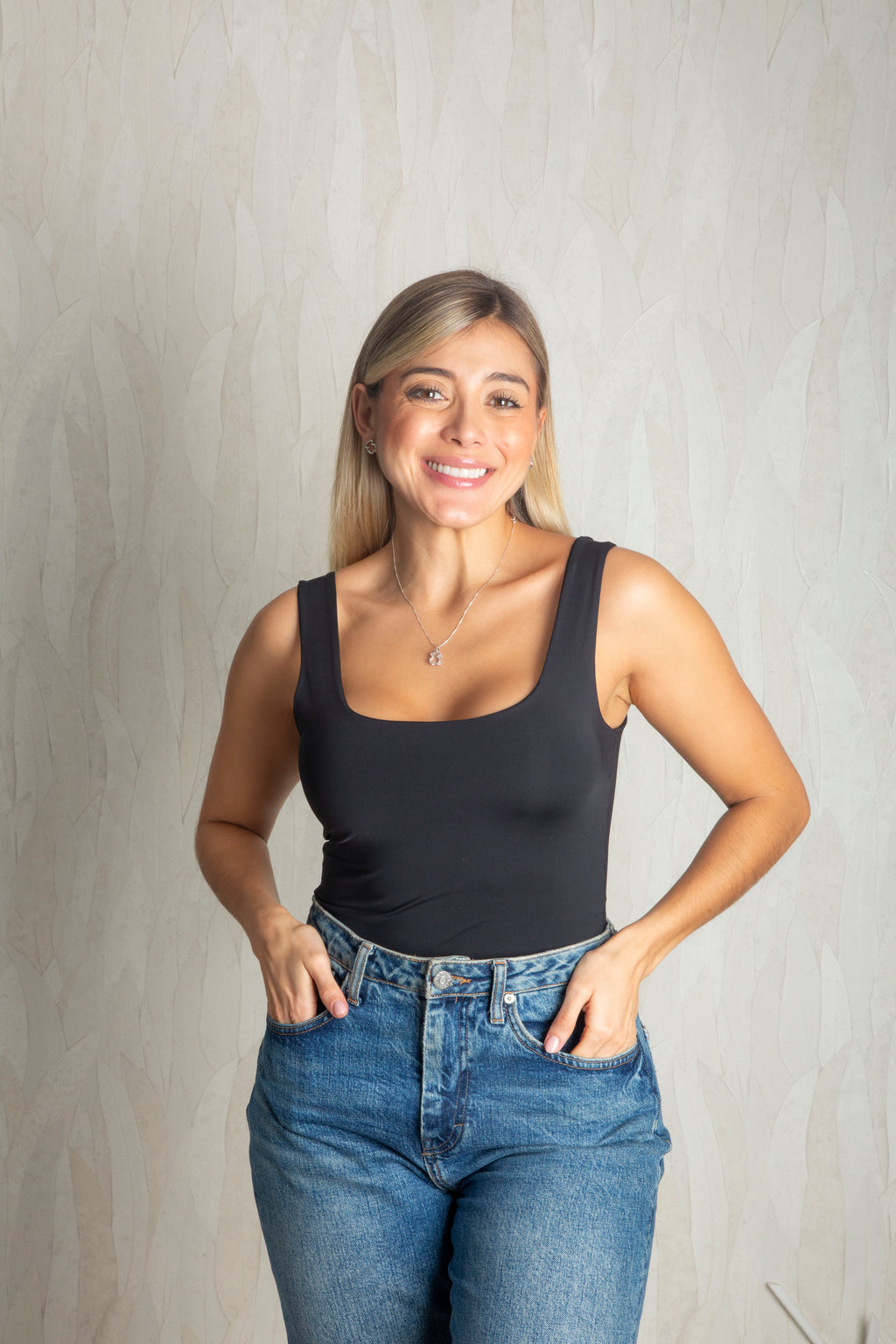 Crop top Esplendor Negro - moda femenina AVR