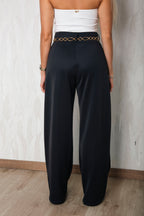 Pantalón Linaje Negro - moda femenina AVR-detallebolsillo-espalda