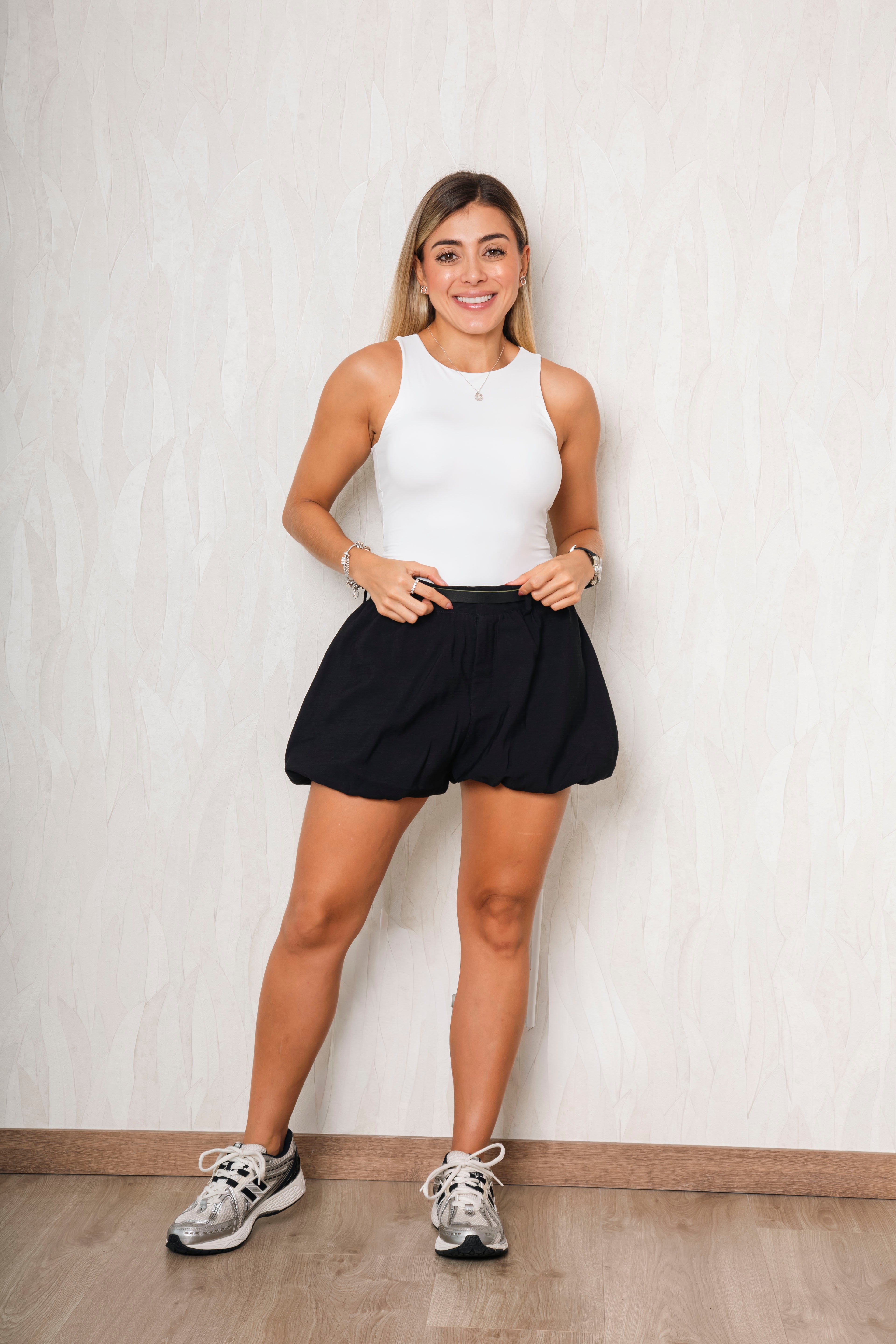 Short Génesis Negro - moda femenina AVR-look
